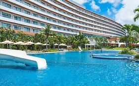 Hilton Okinawa Chatan Resort